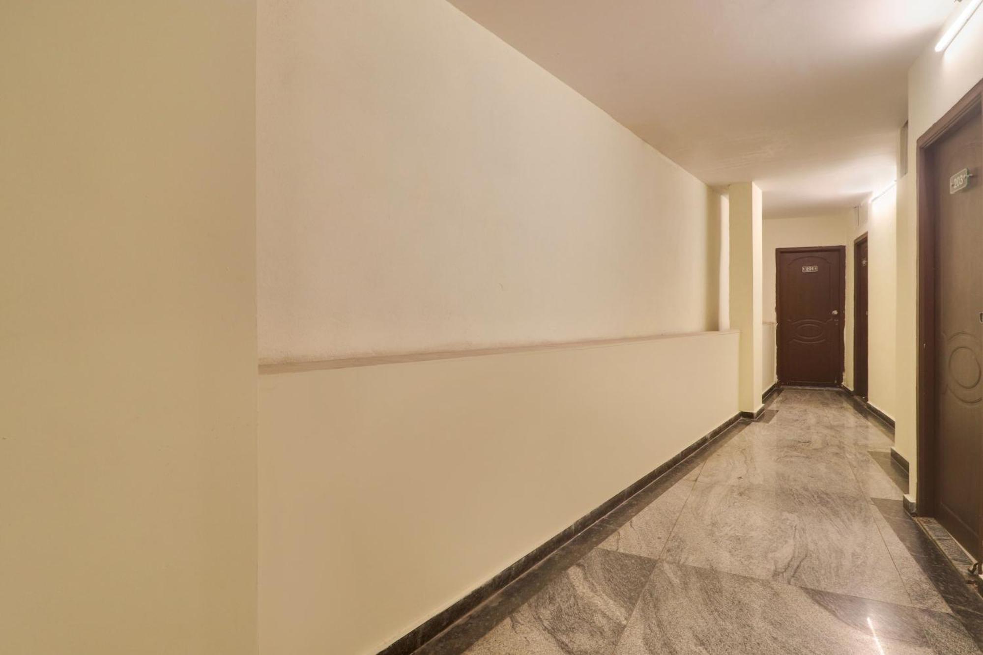 Hotel Live On New Code Hyd2070 Hyderabad